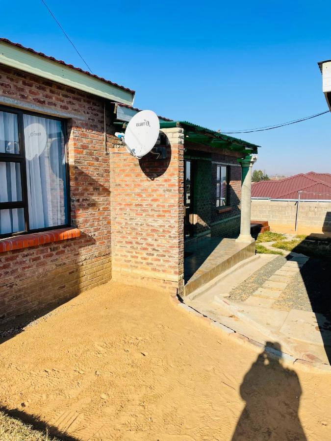 Moh Ville Guest House Maseru Eksteriør bilde